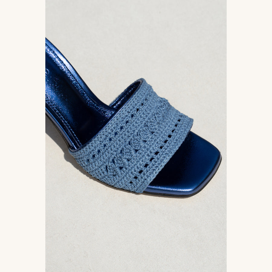 Metis - Navy